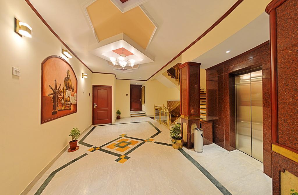 Hotel Gnanam Thanjavur Esterno foto